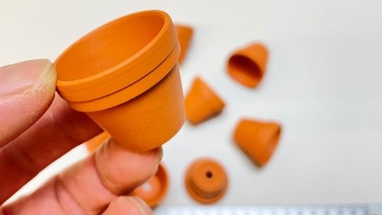 ミニチュア植木鉢