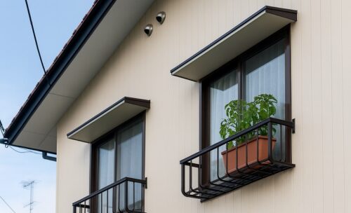 窓手すりのある家 アパート 東京の家