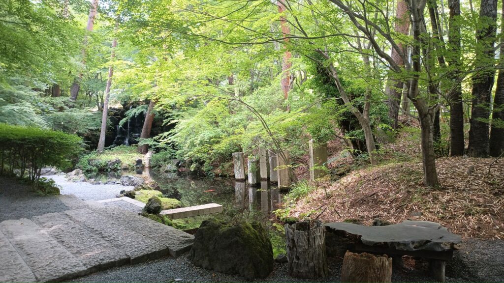 山梨県 河口湖 久保田一竹美術館