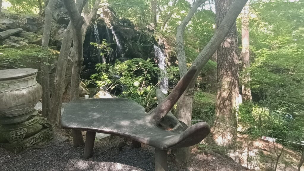 山梨県 河口湖 久保田一竹美術館