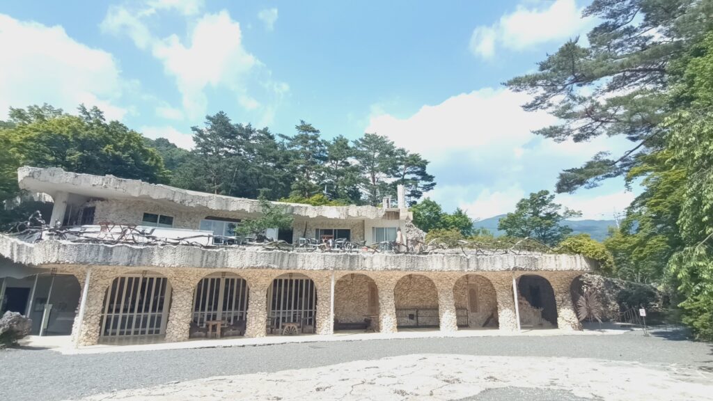 山梨県 河口湖 久保田一竹美術館