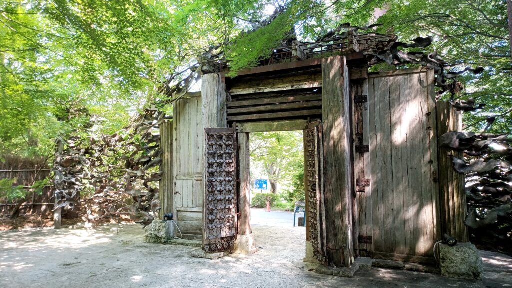 山梨県 河口湖 久保田一竹美術館