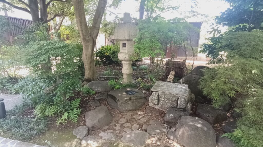 荻外荘 北側のお庭