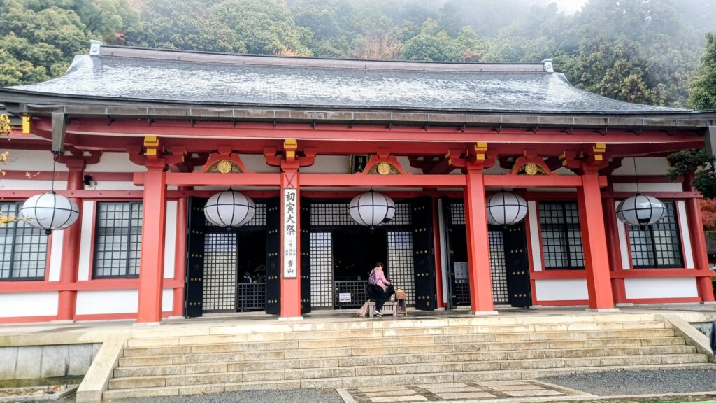 京都 鞍馬寺 本殿、金剛床