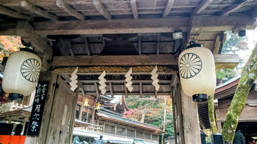 京都  貴船神社 門