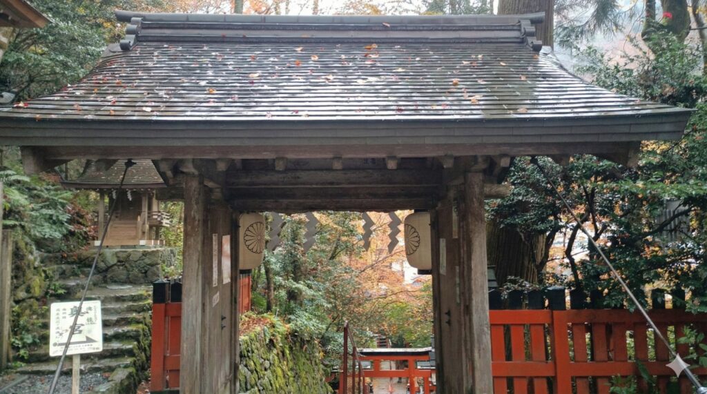京都 貴船神社 門 奥宮までの看板
