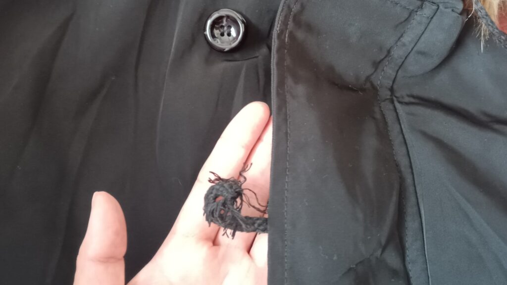 N－2Bジャケット ボタンループ お直し ダイソー