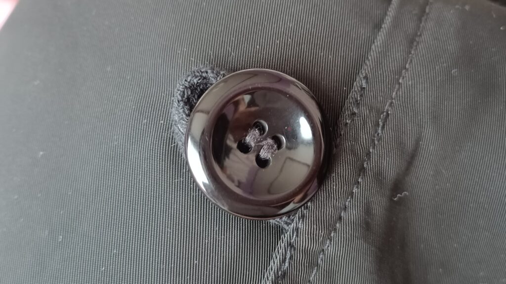 N－2Bジャケット ボタンループ お直し ダイソー