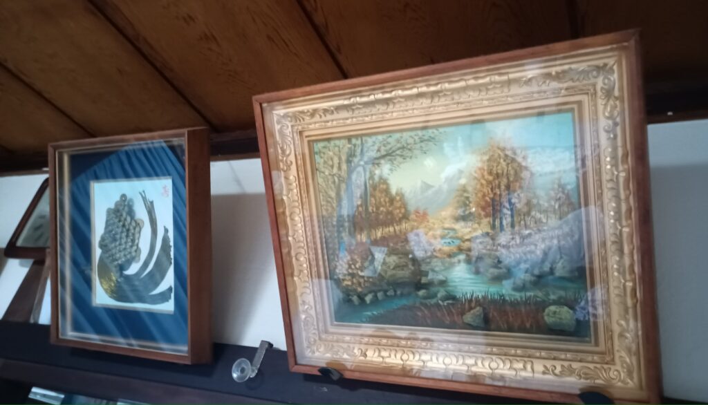 防災 部屋の片づけ 実家に飾ってある絵画など