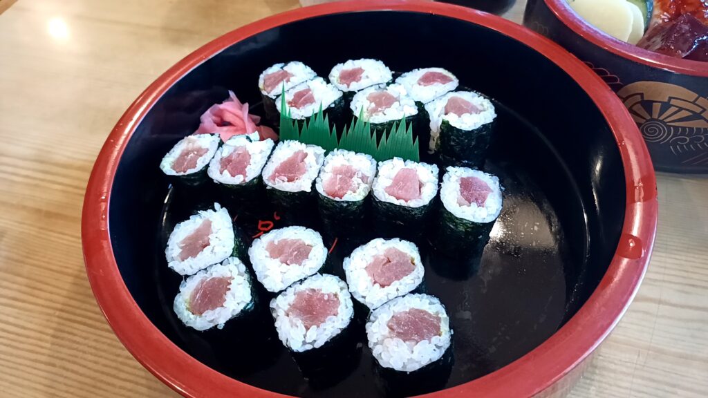 魚そう北口分店 鉄火巻