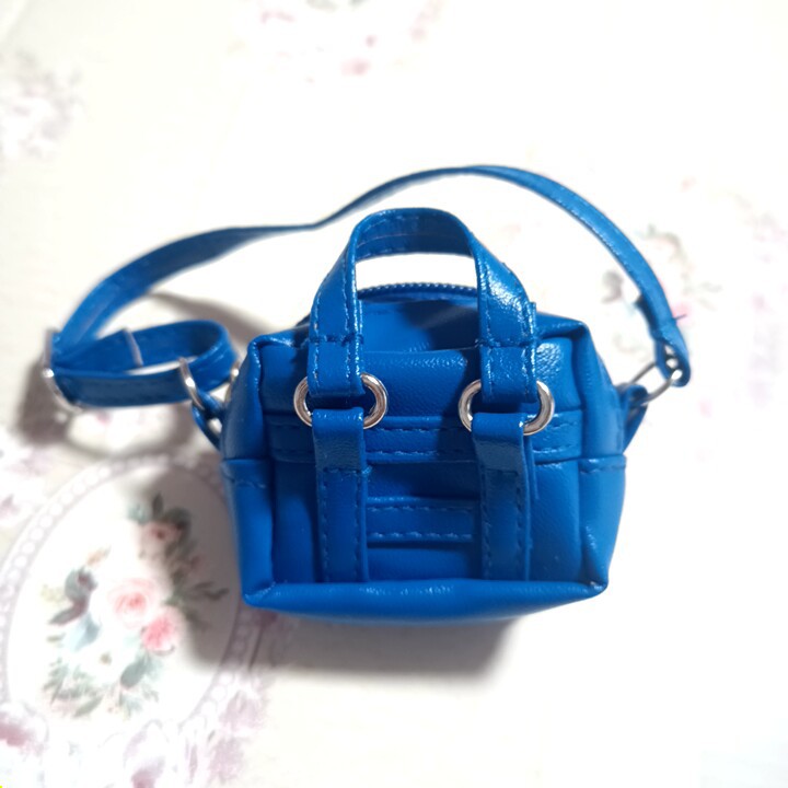 ミニチュアバッグを爆買い ブルー